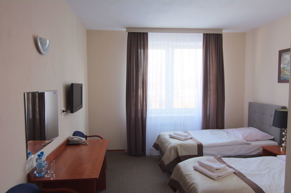 ורשה Centrum Konferencyjno-Apartamentowe Mrowka מראה חיצוני תמונה